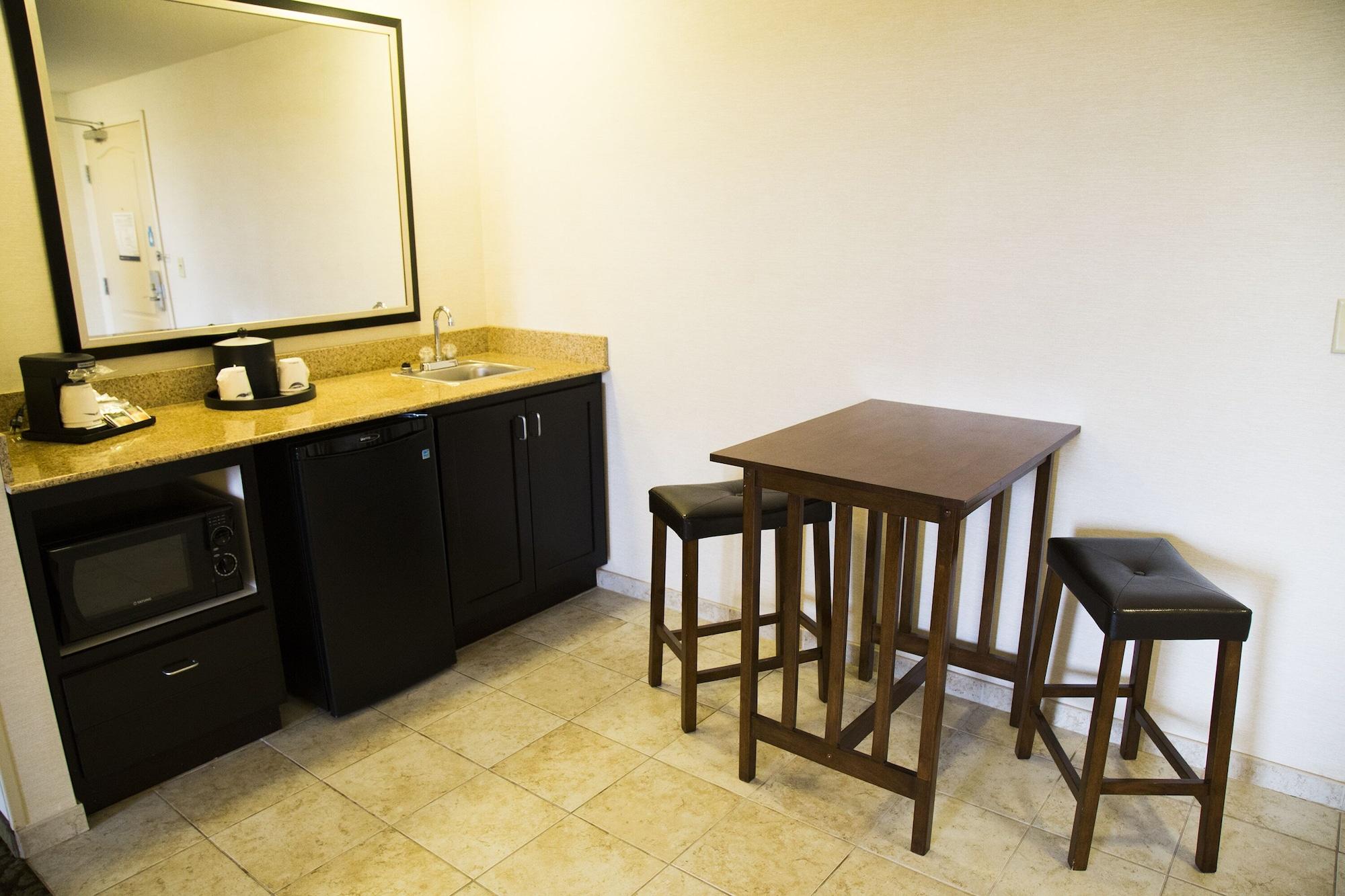 Hampton Inn & Suites Sharon West Middlesex Exteriér fotografie