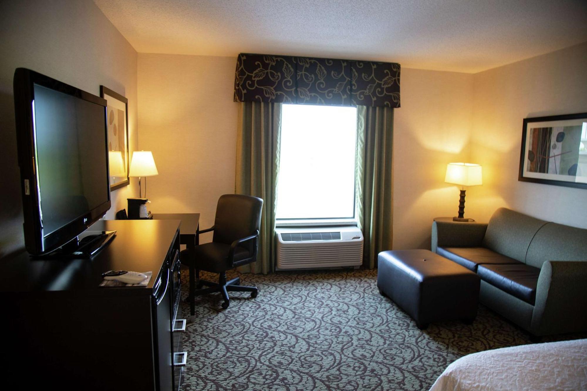Hampton Inn & Suites Sharon West Middlesex Exteriér fotografie
